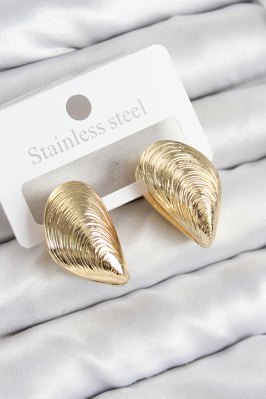 Pirinç İstiridye Model Gold Renk Kadın Küpe - BKP11018