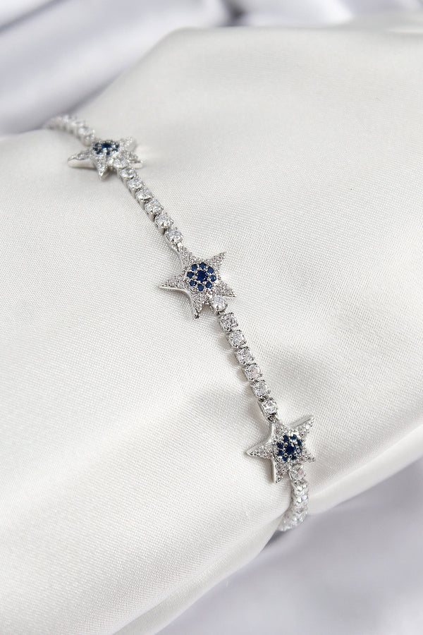 BB7700 - Pirinç Zirkon Taşlı Yıldız Model Gümüş Renk Kadın Bileklik