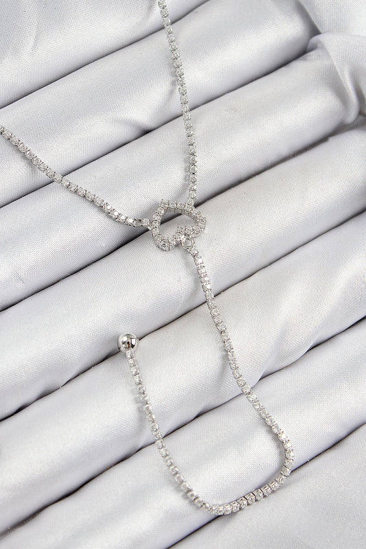 BKO10447 - Pirinç Zirkon Taşlı Kalp Model Gümüş Renk  Y Kolye