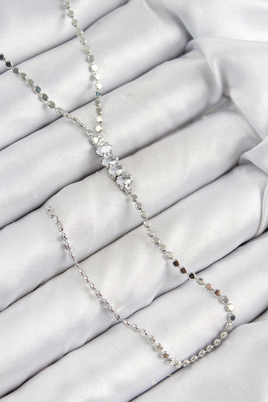 BKO10464 - Pirinç Zirkon Taşlı Ezme Zincirli Model Gümüş Renk Y Kolye