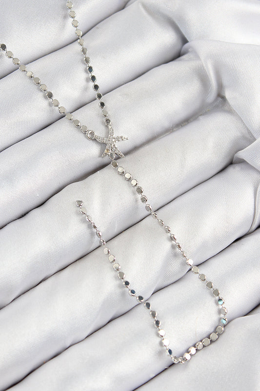 BKO10466 - Pirinç Zirkon Taşlı Ezme Zincirli Deniz Yıldızı Model Gümüş Renk Y Kolye