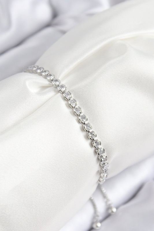 BB7726 - Pirinç Zirkon Taşlı Sıralı Model Gümüş Renk Asansörlü Kadın Bileklik