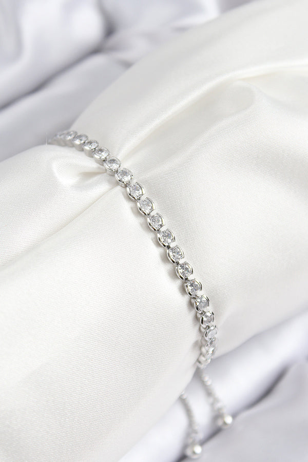 BB7726 - Pirinç Zirkon Taşlı Sıralı Model Gümüş Renk Asansörlü Kadın Bileklik