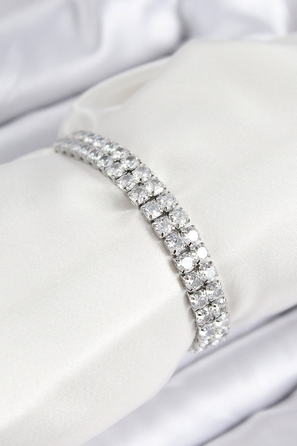 BB7730 - Pirinç Zirkon Taşlı Çift Sıra Kare Model Gümüş Renk Asansörlü Kadın Bileklik