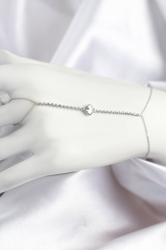 Pirinç Zirkon Taşlı Yonca Model Gümüş Renk Şahmeran - SN714