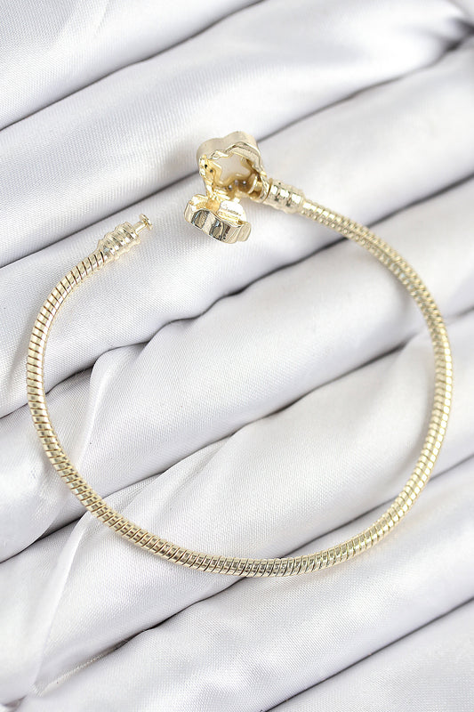 BB7805 - Pirinç Charm Zirkon Taşlı Yonca Model Gold Renk Kadın Bileklik