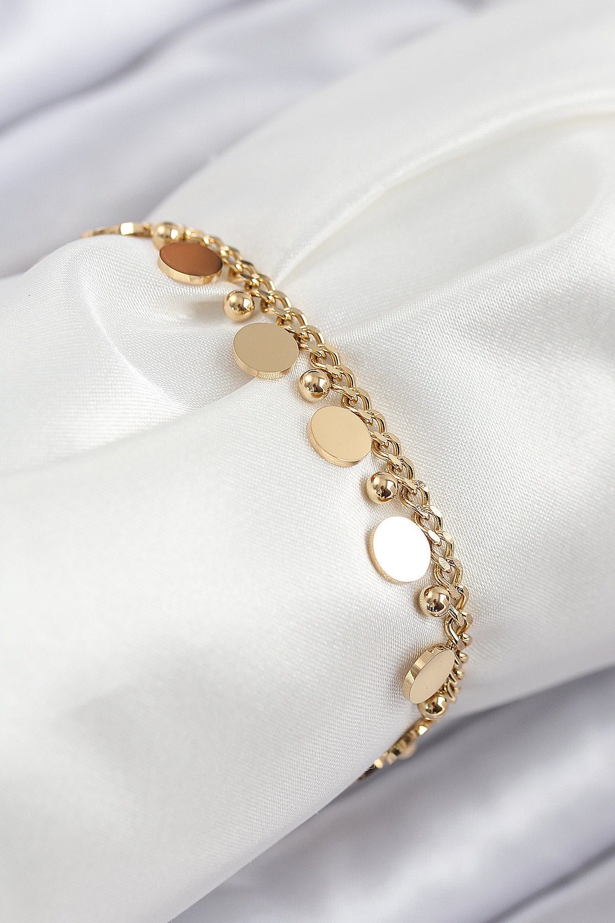BB7846 - 316L Çelik Sıralı Pul Model Gold Renk Kadın Bileklik