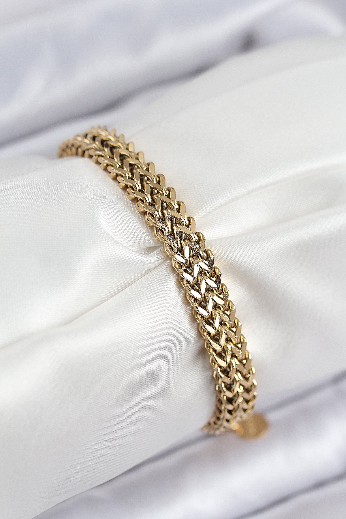 316L Çelik Örme Zincir Model Gold Renk Kadın Bileklik - BB7831