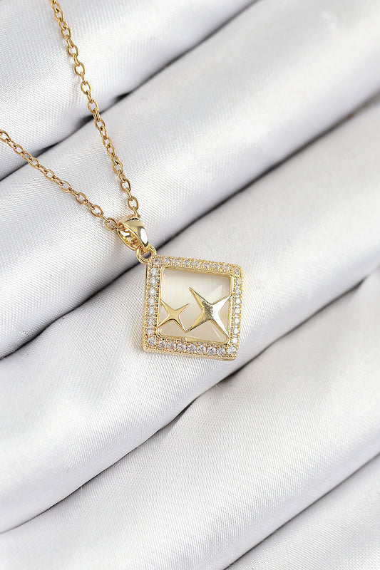 BKO10540 - 316L Çelik Zirkon Taşlı Yıldız Model Gold Renk Kadın Kolye