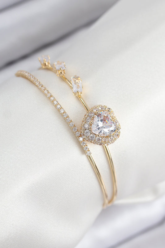 BB7855 - Pirinç Zirkon Taşlı Kalp Model Gold Renk Kadın Bileklik