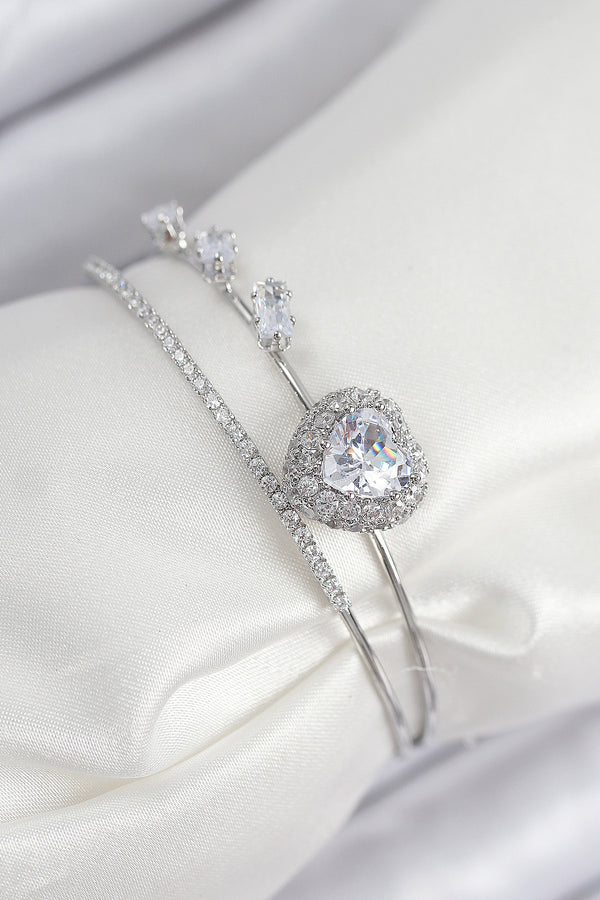 BB7856 - Pirinç Zirkon Taşlı Kalp Model Gümüş Renk Kadın Bileklik