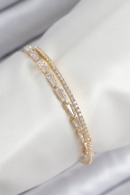 BB7881 - Pirinç Zirkon Taşlı Su Yolu Model Gold Renk Kadın Bileklik