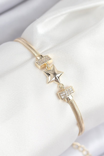 Pirinç Zirkon Taşlı Yıldız Model Gold Renk Kadın Bileklik - BB7899