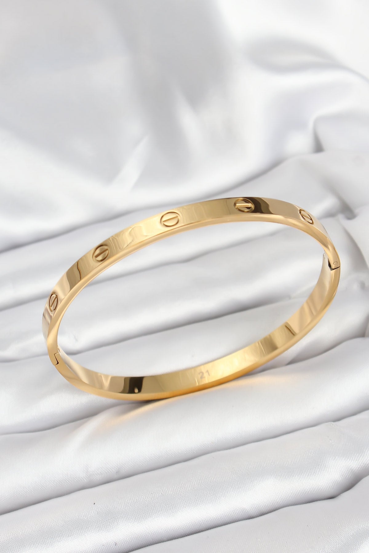 316L Çelik Gold Renk 65 mm Kadın Kelepçe Bileklik - BB7912