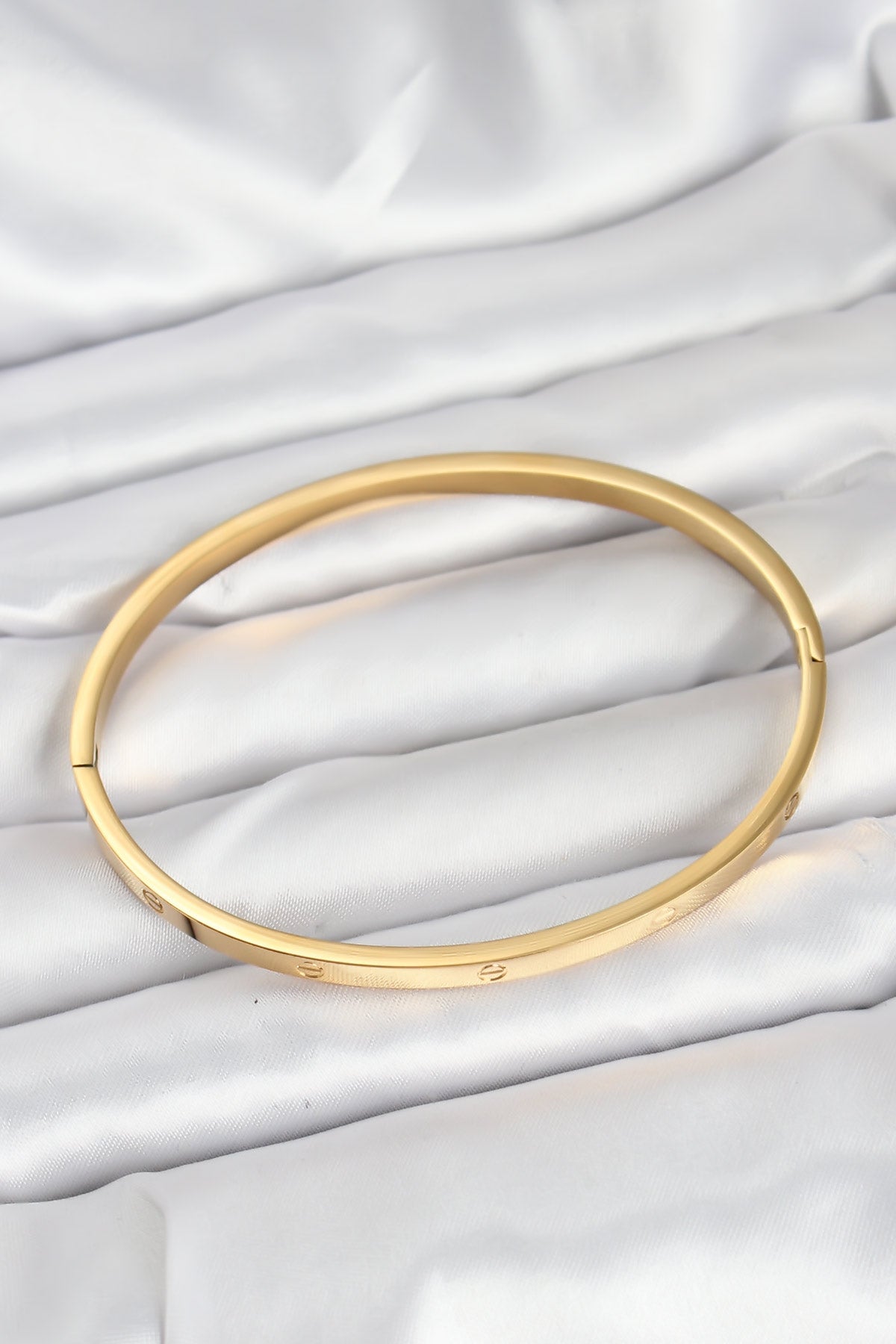 316L Çelik Gold Renk 65 mm İnce Kadın Kelepçe Bileklik - BB7915