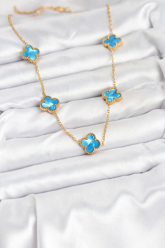 BKO10566 - 316L Çelik Zincir Gold Buz Mavisi Renk Yonca Kolye