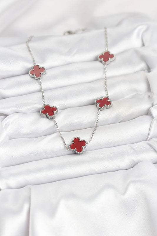 BKO10569 - 316L Çelik Zincir Gümüş Renk Bordo Renk Yonca Kadın Kolye