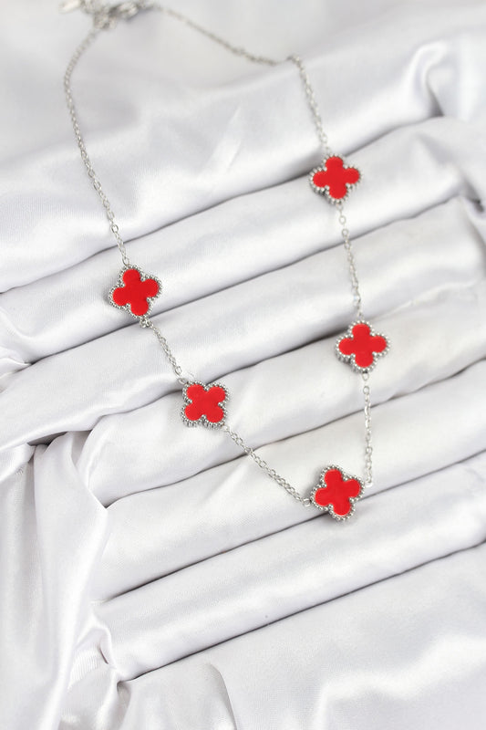 BKO10586 - 316L Çelik Zincir Gümüş Kırmızı Renk Yonca Kadın Kolye