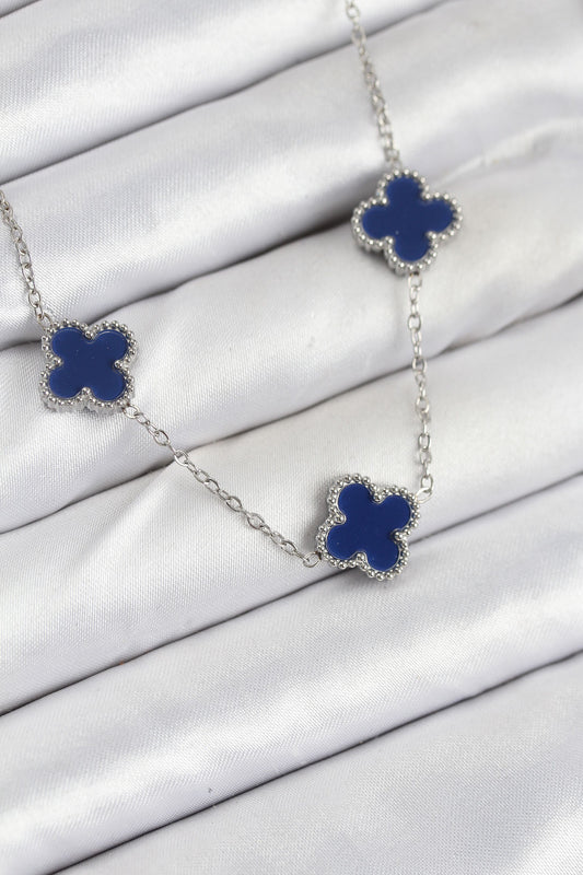 BKO10587 - 316L Çelik Zincir Gümüş Lacivert Renk Yonca Kadın Kolye