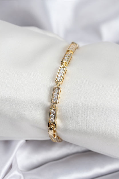 Pirinç VIP Seri Gold Renk Parçalı Model Kadın Bileklik - BB7930