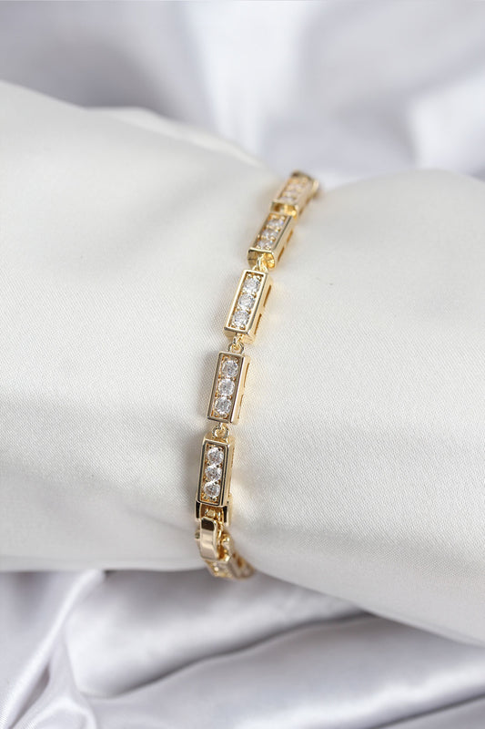 BB7930 - Pirinç VIP Seri Gold Renk Parçalı Model Kadın Bileklik