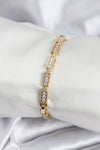 BB7930 - Pirinç VIP Seri Gold Renk Parçalı Model Kadın Bileklik