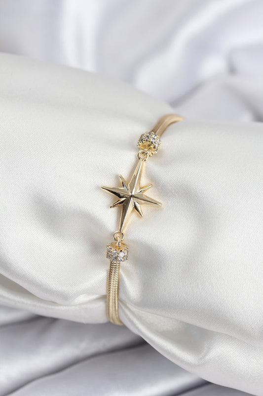 BB7937 - Pirinç VIP Seri Gold Renk Kutup Yıldızı Model Kadın Bileklik