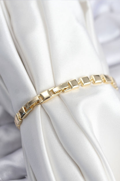 Pirinç VIP Seri Gold Renk Zirkon Taşlı Model Kadın Bileklik - BB7940