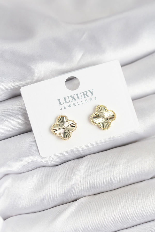 BKP11232 - Pirinç Gold Renk Tekli Yonca Kadın Küpe