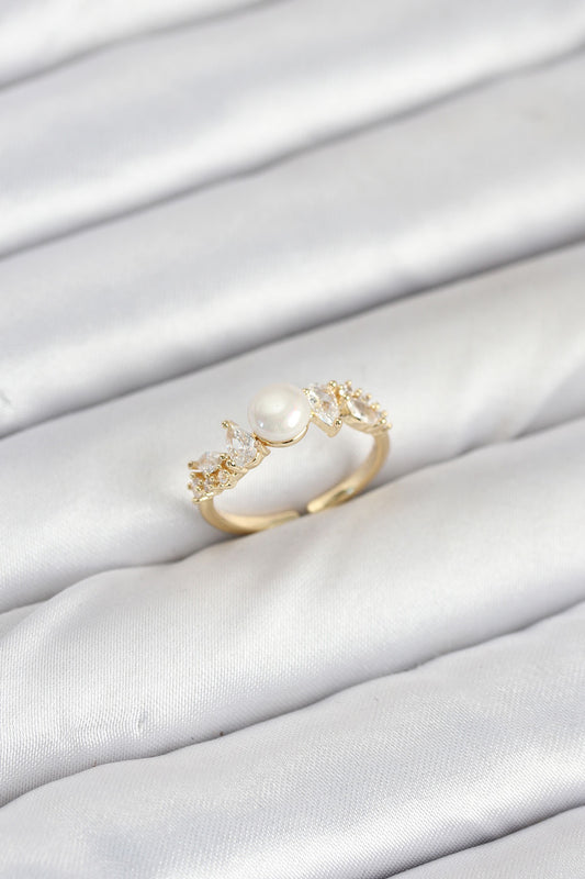 BYK3852 - Pirinç Gold Renk Zirkon Taşlı İncili Model Kadın Yüzük