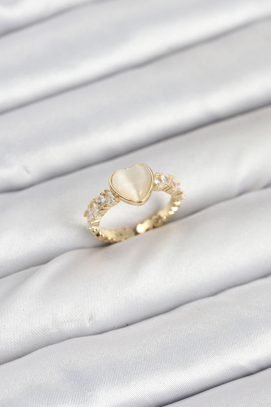 BYK3856 - Pirinç Gold Renk Zirkon Taşlı Kalpli Kadın Yüzük