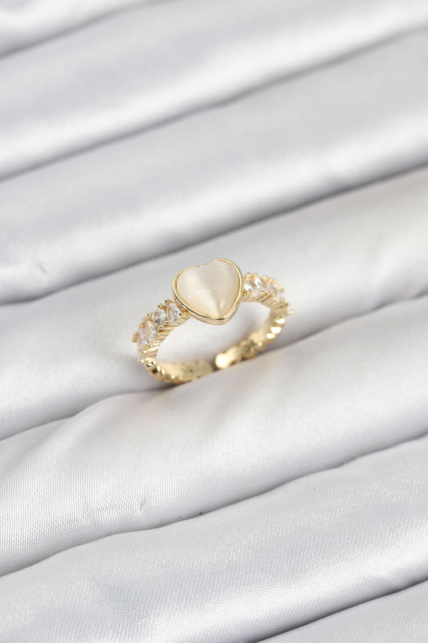 BYK3856 - Pirinç Gold Renk Zirkon Taşlı Kalpli Kadın Yüzük