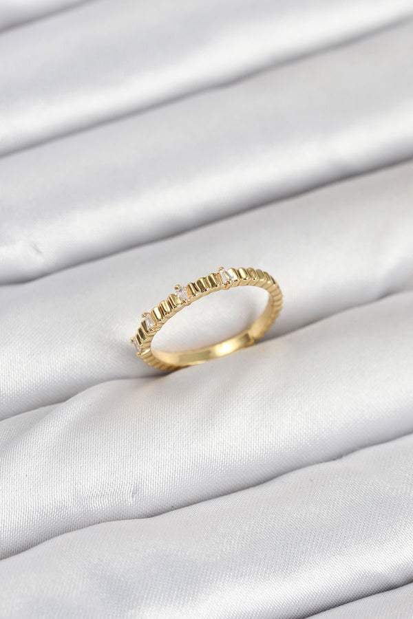 BYK3892 - Pirinç Gold Renk Lazer Kesim Kadın Yüzük