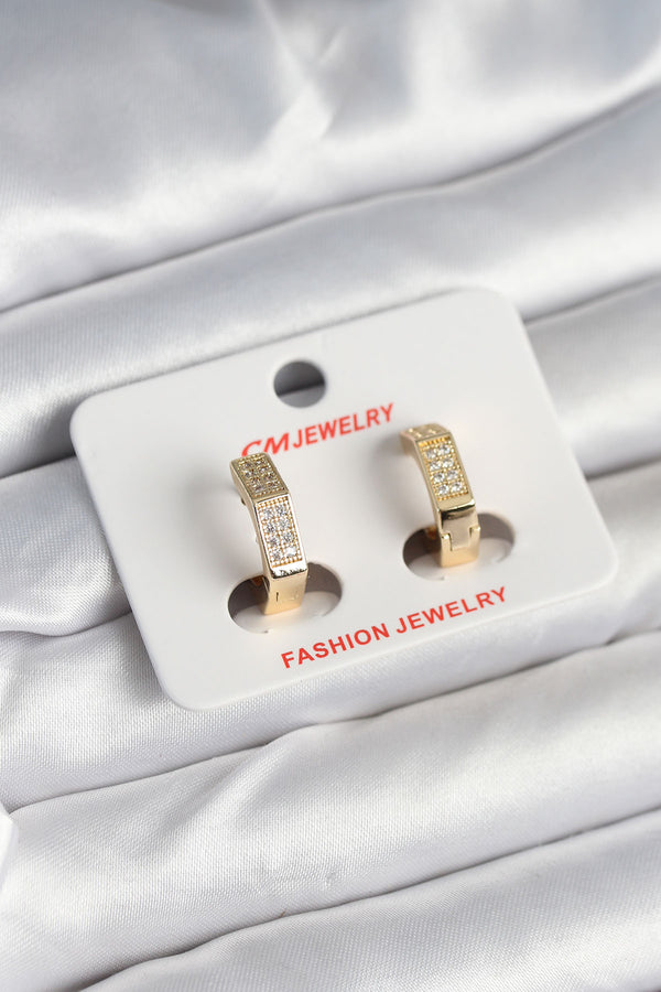 BKP11245 - Pirinç Gold Renk Zirkon Taşlı Altıgen Kadın Küpe