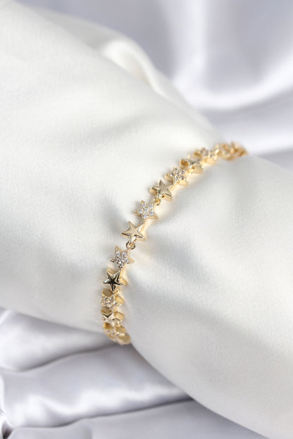 Pirinç Gold Renk Yıldız Model Kadın Bileklik - BB7968