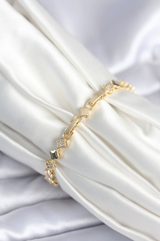 Pirinç Gold Renk Zirkon Taşlı Yonca Model Kadın Bileklik - BB7969
