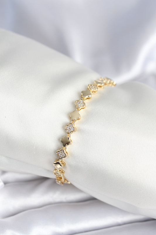 Pirinç Gold Renk Zirkon Taşlı Yonca Model Kadın Bileklik - BB7969