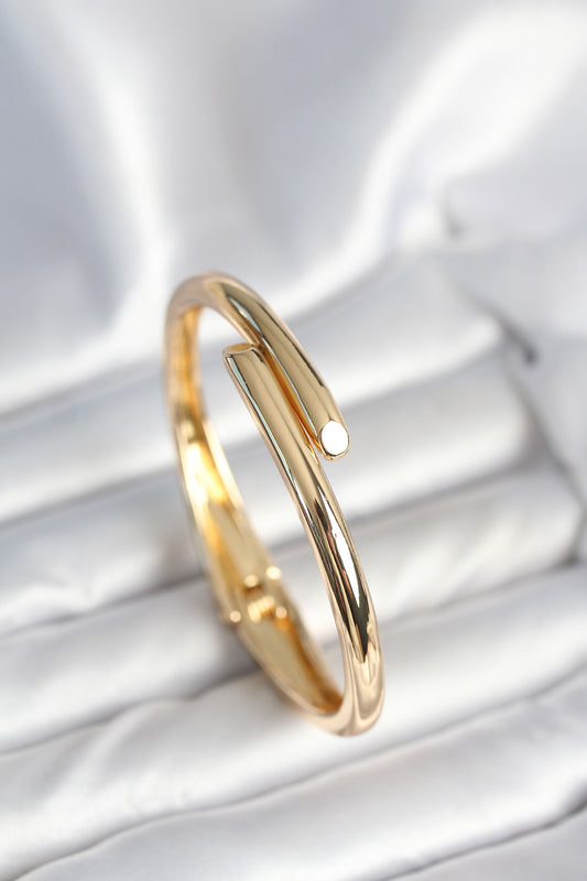 BB7975 - Pirinç Gold Renk Kadın Kelepçe Bileklik
