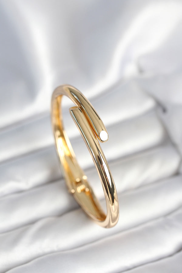 BB7975 - Pirinç Gold Renk Kadın Kelepçe Bileklik