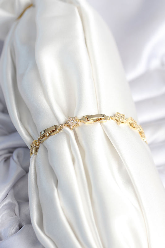 BB7980 - Pirinç Gold Renk Yıldız Model Kadın Bileklik