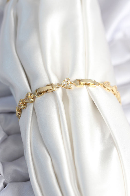 BB7982 - Pirinç Gold Renk Kalp Model Kadın Bileklik