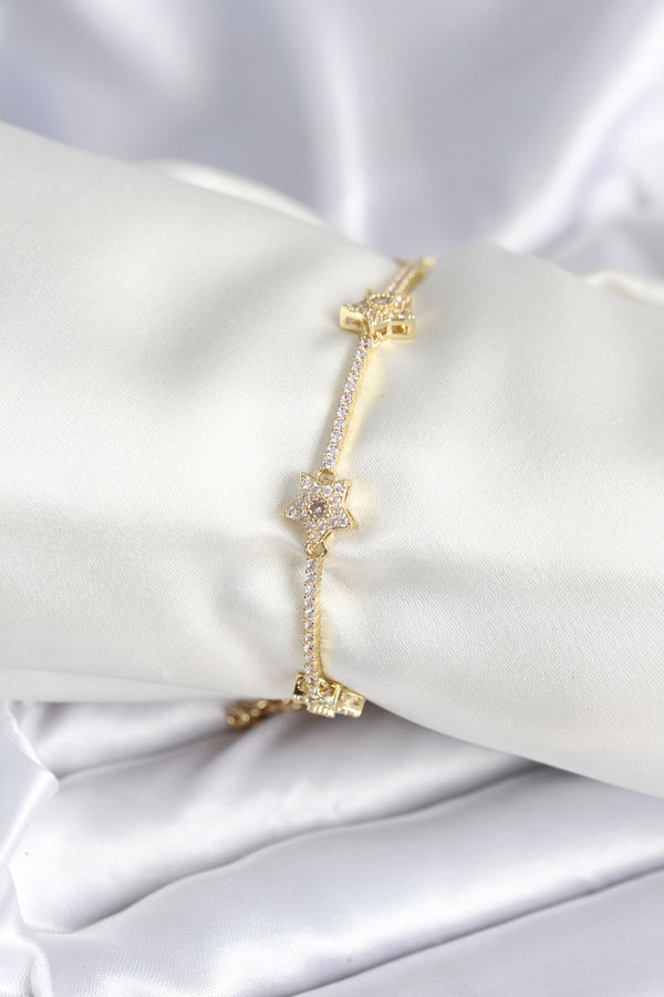 BB7986 - Pirinç Gold Renk Yıldız Model Kadın Bileklik