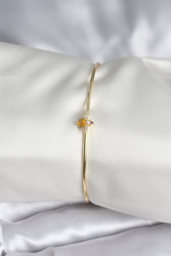 BB8000 - Sinek Figürlü Gold Renk Pirinç Kadın Bileklik