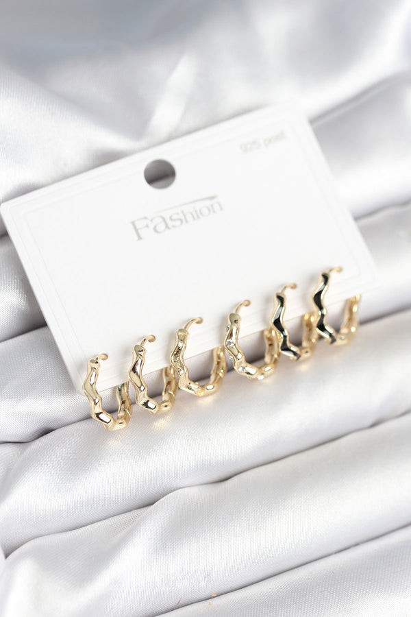 BKP11264 - Gold Renk Pirinç Zikzak Model 925 Ayar Gümüş Çivili Kadın Küpe Seti