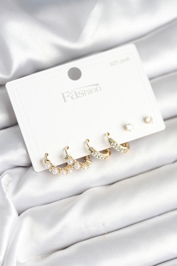 BKP11277 - Pirinç Gold Renk Zirkon Taşlı ve İncili Model 925 Ayar Gümüş Çivi Kadın Küpe Seti