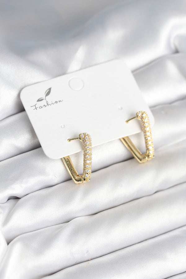 BKP11299 - Üçgen Model Zirkon Taşlı Kadın Küpe