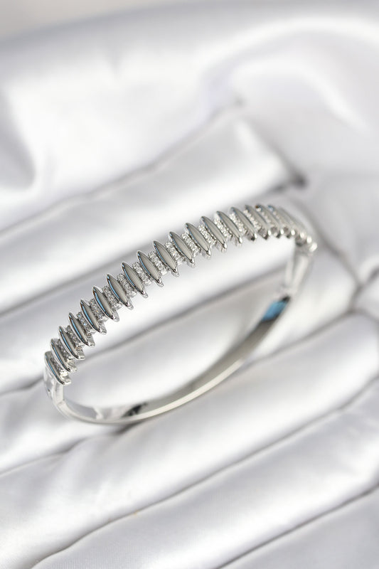 BB8020 - Gümüş Renk Zirkon Taşlı Pirinç Kadın Kelepçe