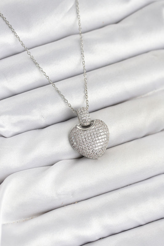 BKO10606 - 316L Çelik Zincir Gümüş Renk Zirkon Taşlı Kalpli Kadın Kolye