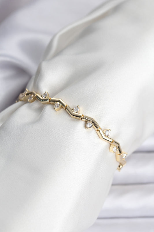 BB8080 - Zikzak Model Pirinç Gold Renk Bileklik