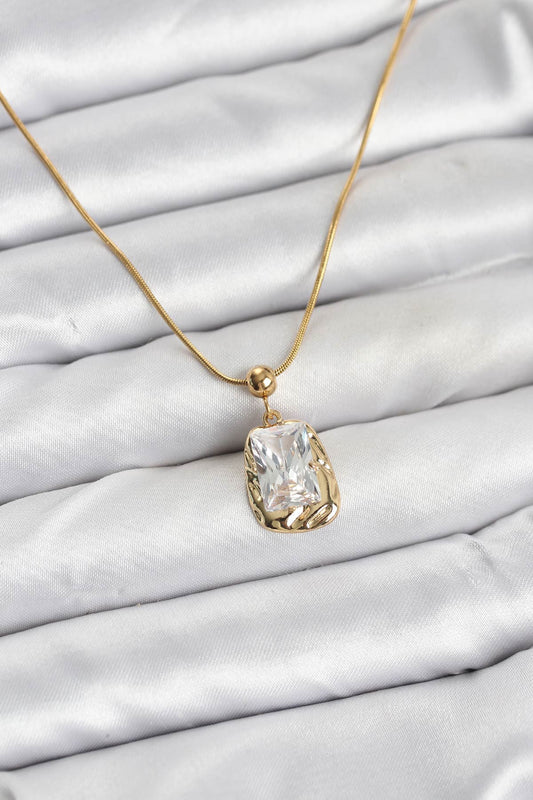 BKO10633 - 316L Çelik Zincir Gold Renk Zirkon Taşlı Kadın Kolye